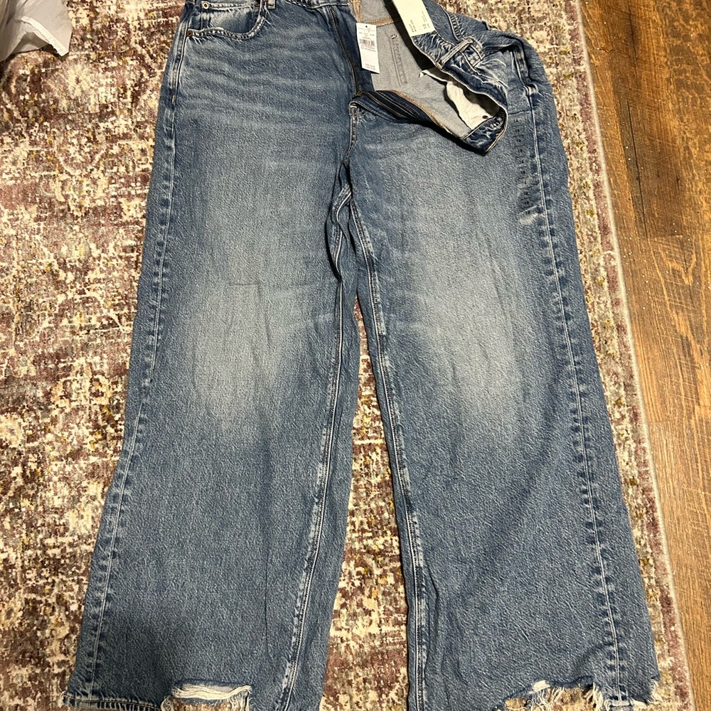 Women’s High-Rise Wide Leg Jeans - American eagle 18
